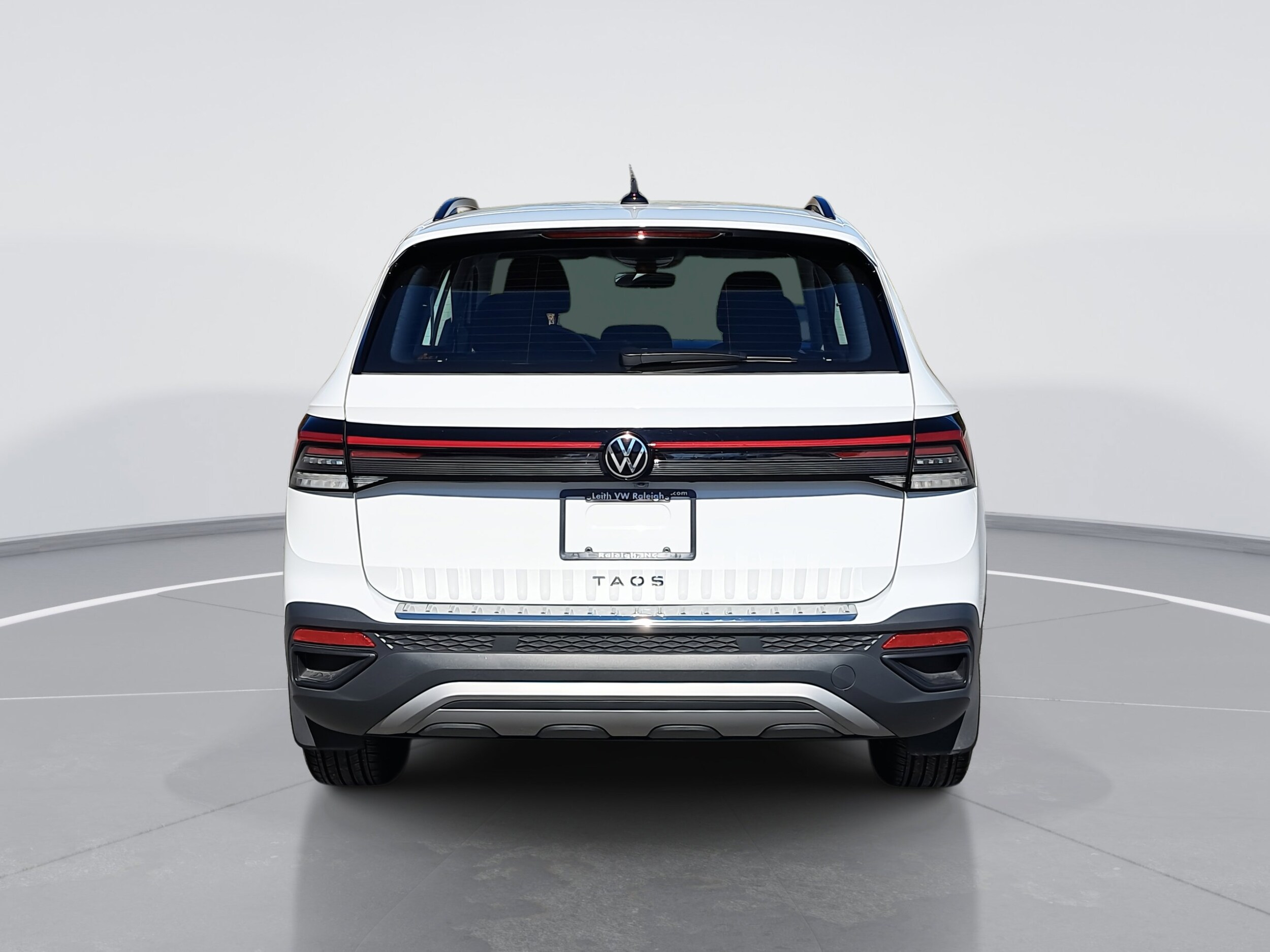 2025 Volkswagen Taos S photo 4