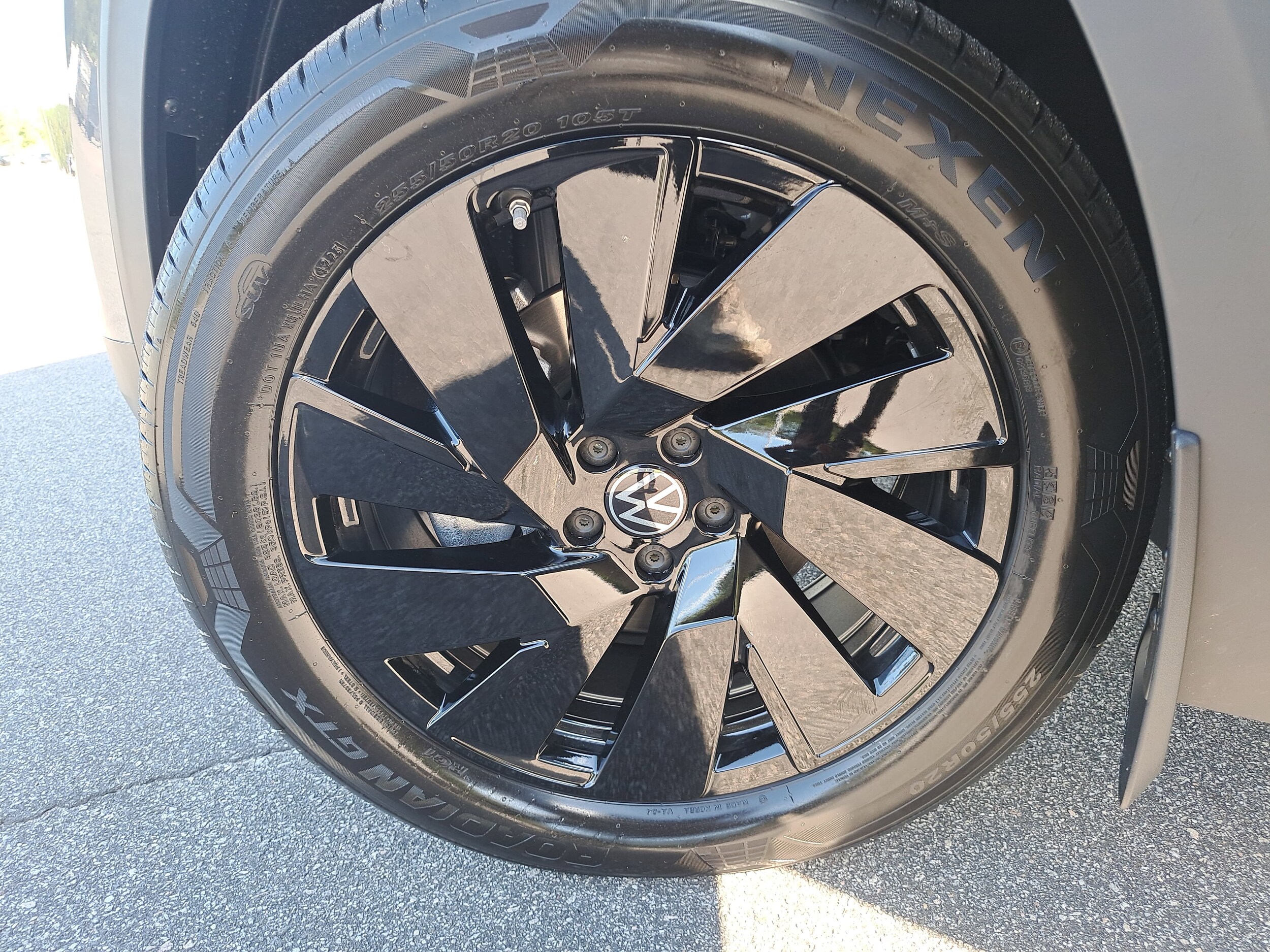 2026 Volkswagen Atlas SE w/Tech - Photo 33
