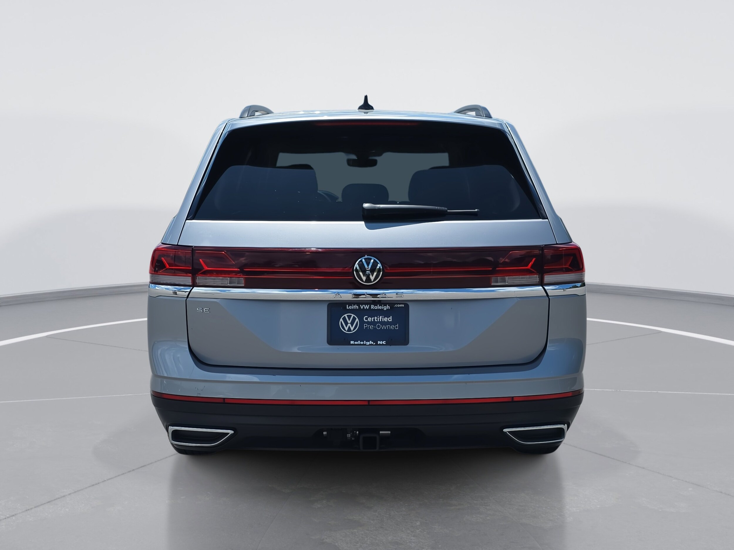 2024 Volkswagen Atlas SE Technology photo 3