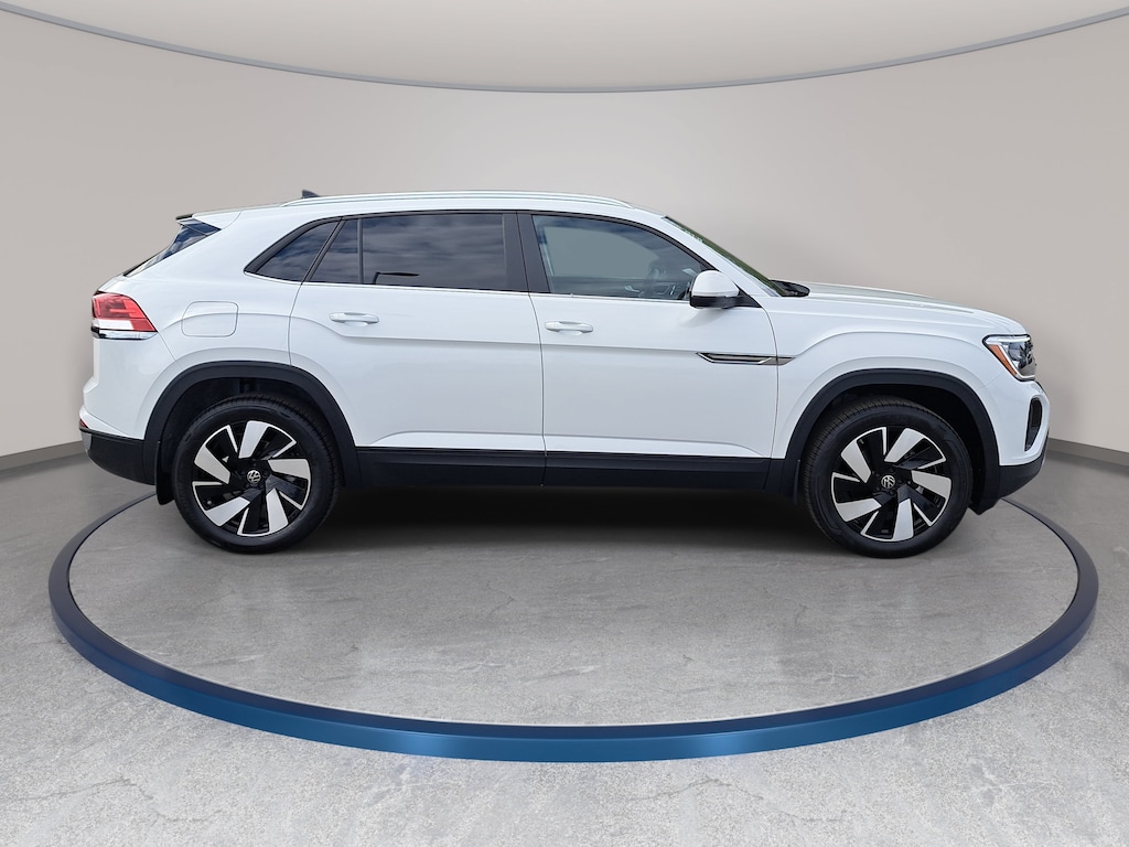 New 2026 Volkswagen Atlas Cross Sport SE w/Technology SUV