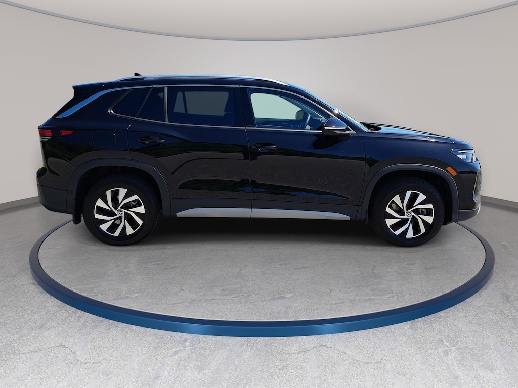 New 2026 Volkswagen Tiguan 2.0T S SUV