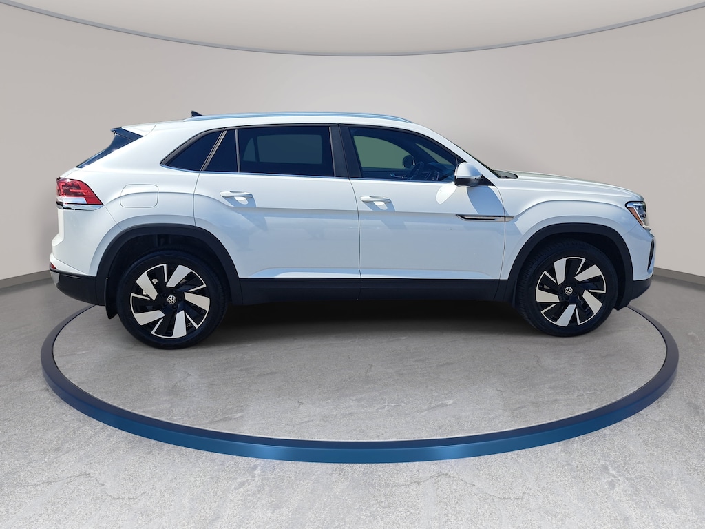 New 2026 Volkswagen Atlas Cross Sport SE w/Technology SUV