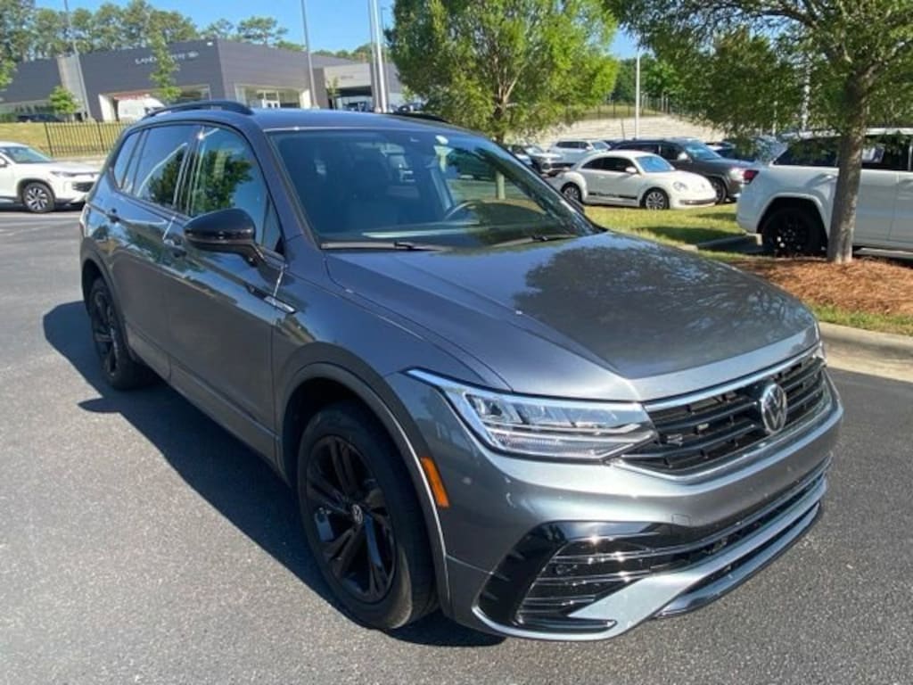 Used 2024 Volkswagen Tiguan 2.0T SE R-Line Black SUV