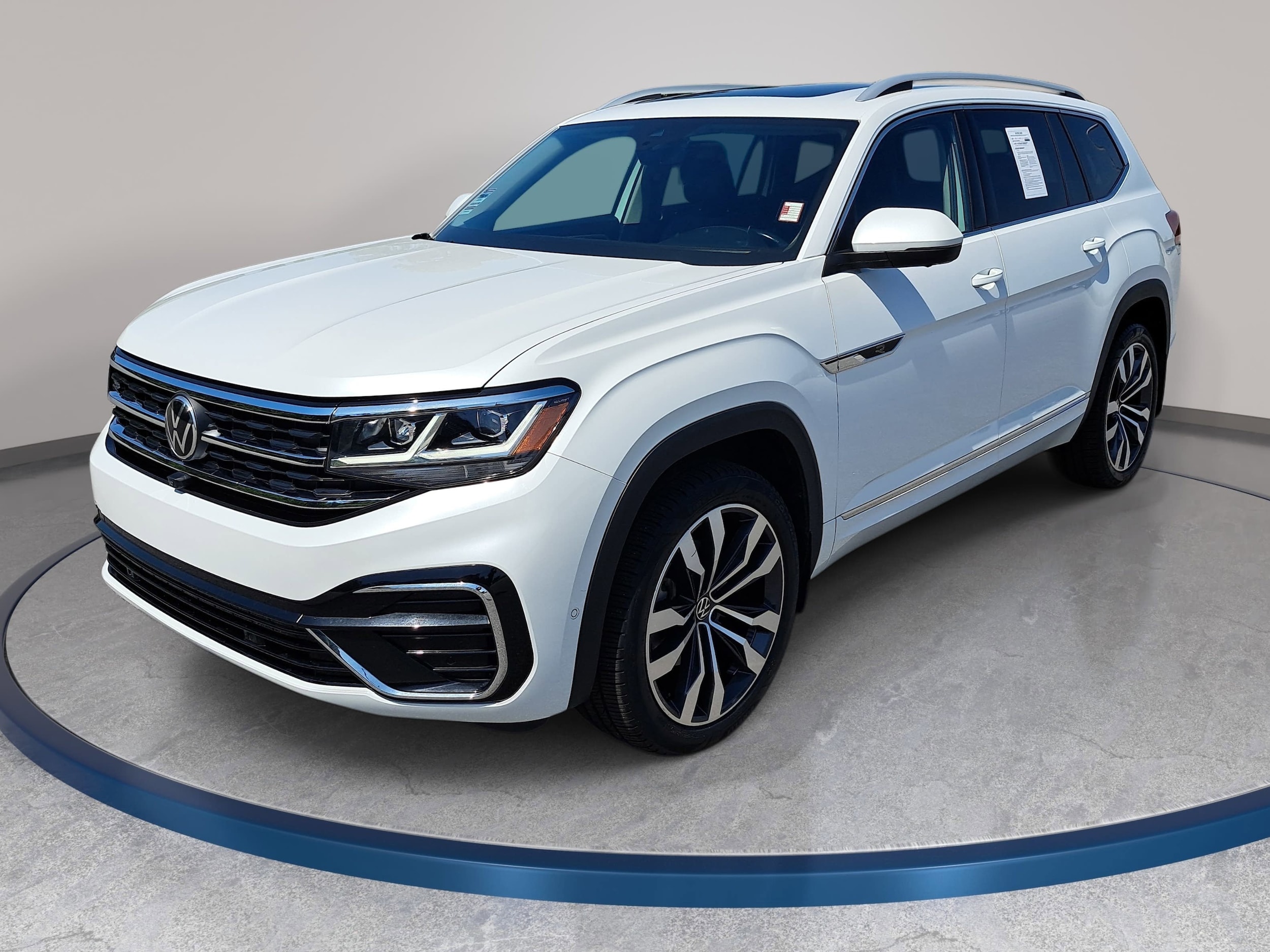 2022 Volkswagen Atlas 3.6L SEL Premium R-Line 4MOTION's photo