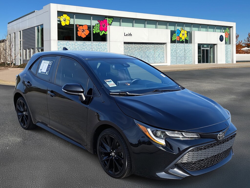 Used 2022 Toyota Corolla Hatchback SE Nightshade Hatchback