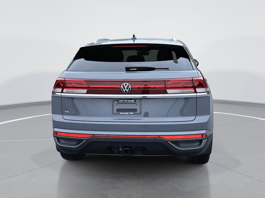 New 2026 Volkswagen Atlas Cross Sport 2.0T SE w/Technology SUV