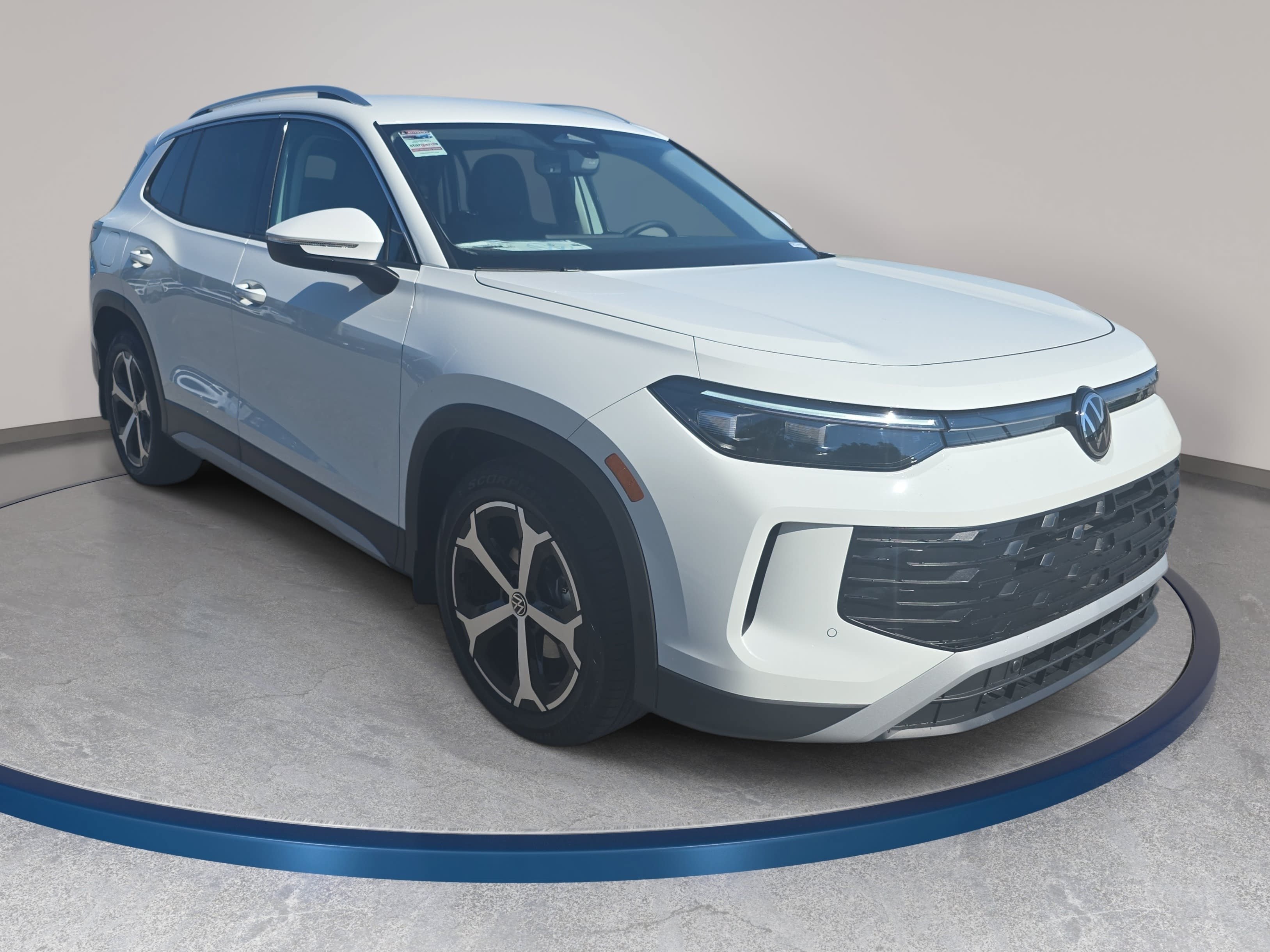 New 2026 Volkswagen Tiguan SE SUV