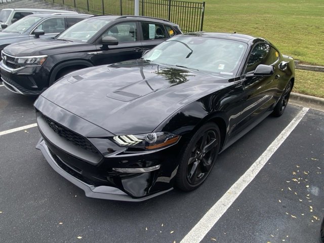 2023 Ford Mustang EcoBoost photo 2