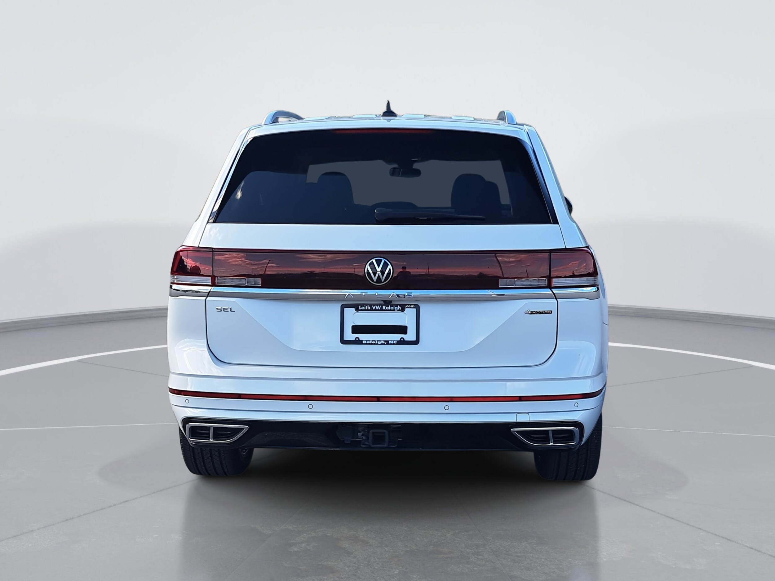 2025 Volkswagen Atlas SEL Premium R-Line photo 4