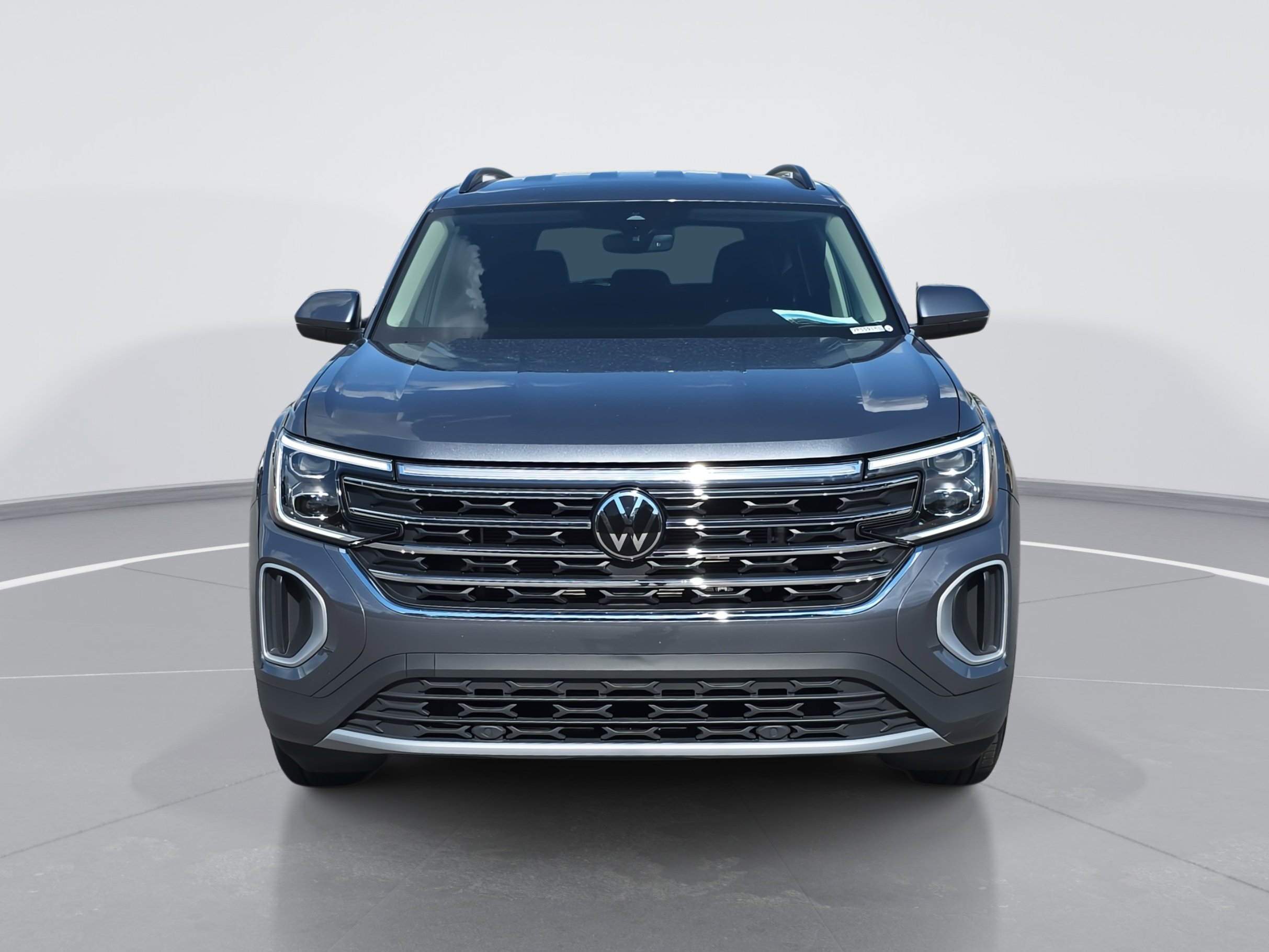 2024 Volkswagen Atlas SE photo 3