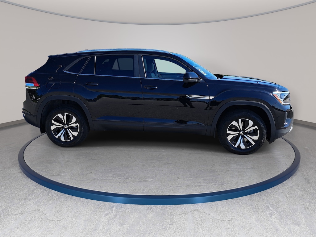 New 2026 Volkswagen Atlas Cross Sport 2.0T SE SUV