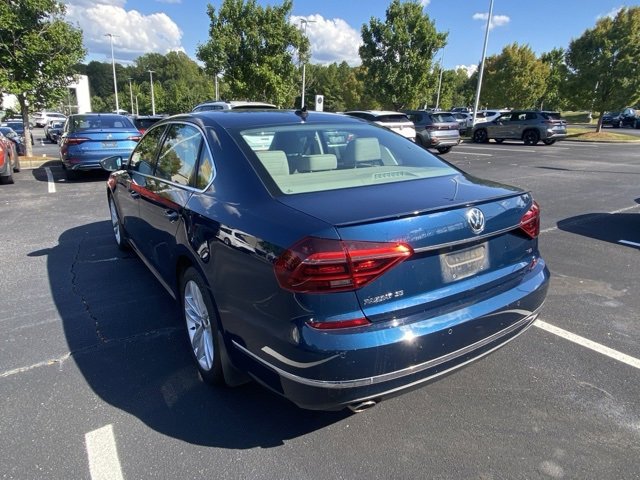 2018 Volkswagen Passat 2.0T SE photo 3