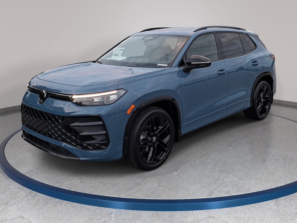 New 2026 Volkswagen Tiguan SE R-Line Black SUV