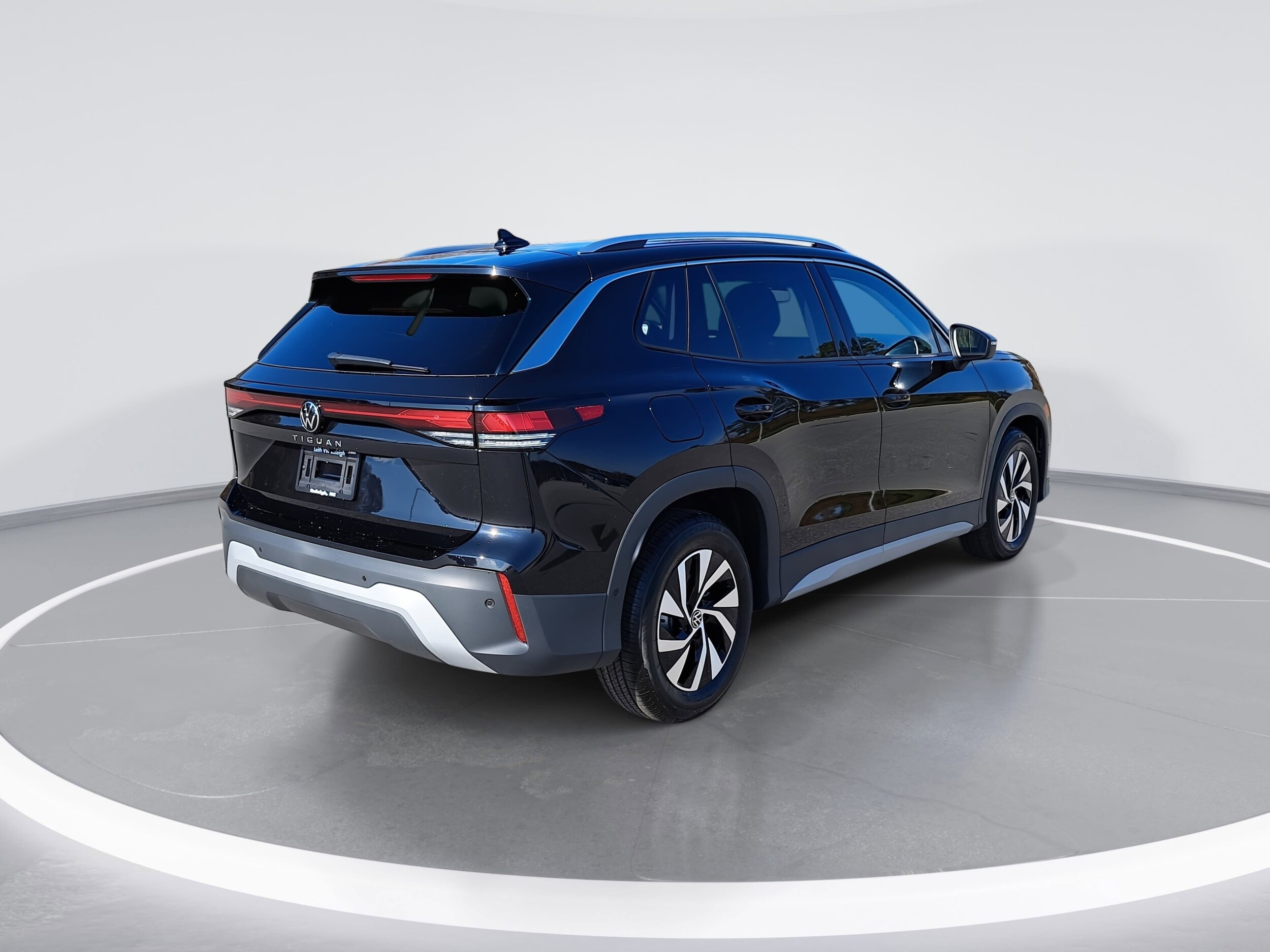 2026 Volkswagen Tiguan S photo 2