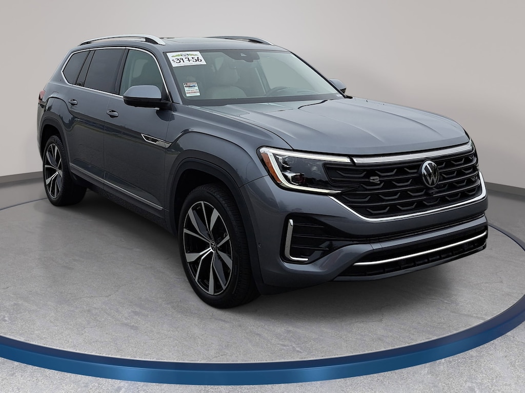 Used 2024 Volkswagen Atlas 2.0T SEL Premium R-Line SUV