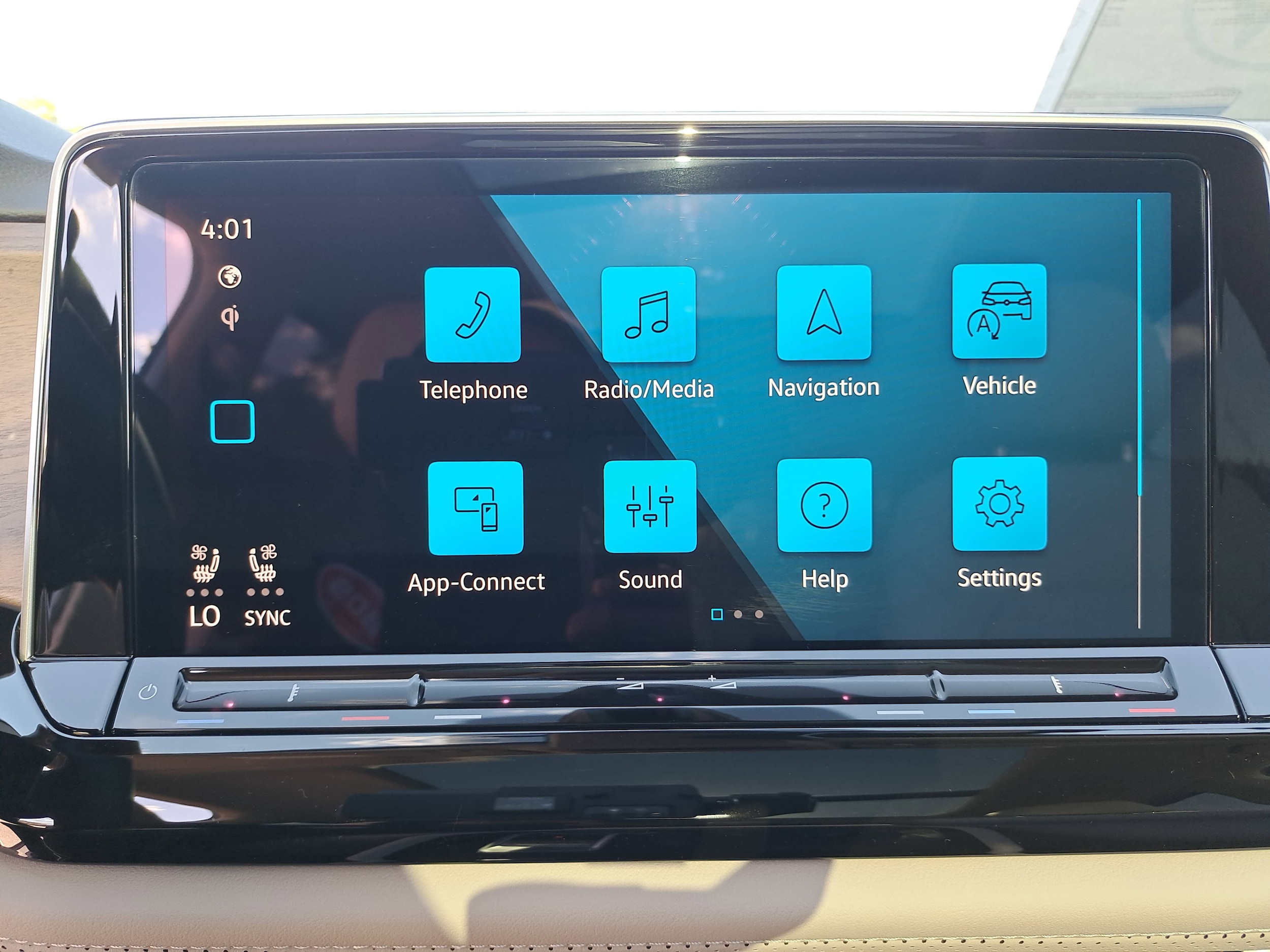 2026 Volkswagen Atlas SE w/Tech - Photo 24