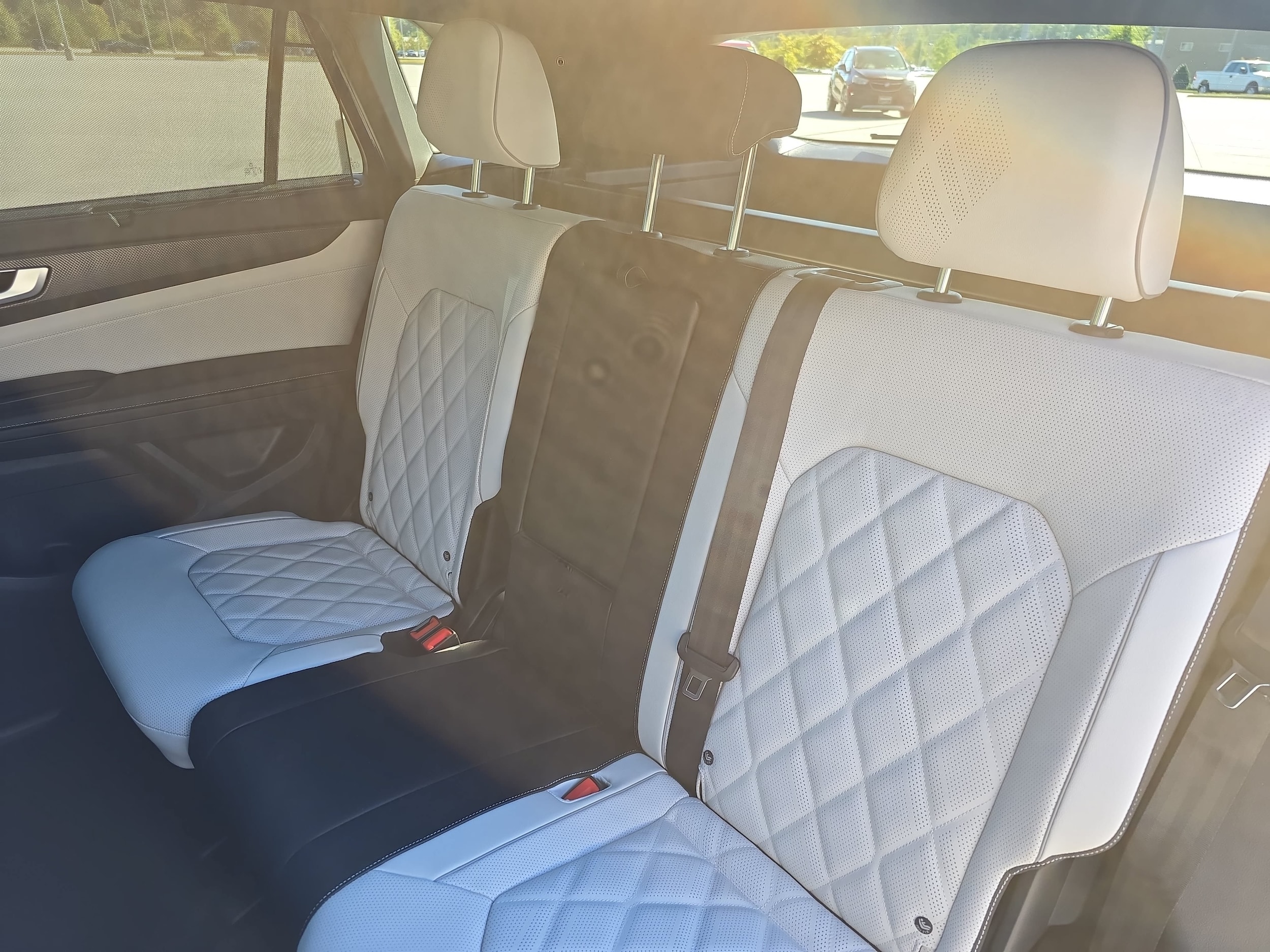 2026 Volkswagen Atlas Cross Sport SEL Premium R-LINE - Photo 14