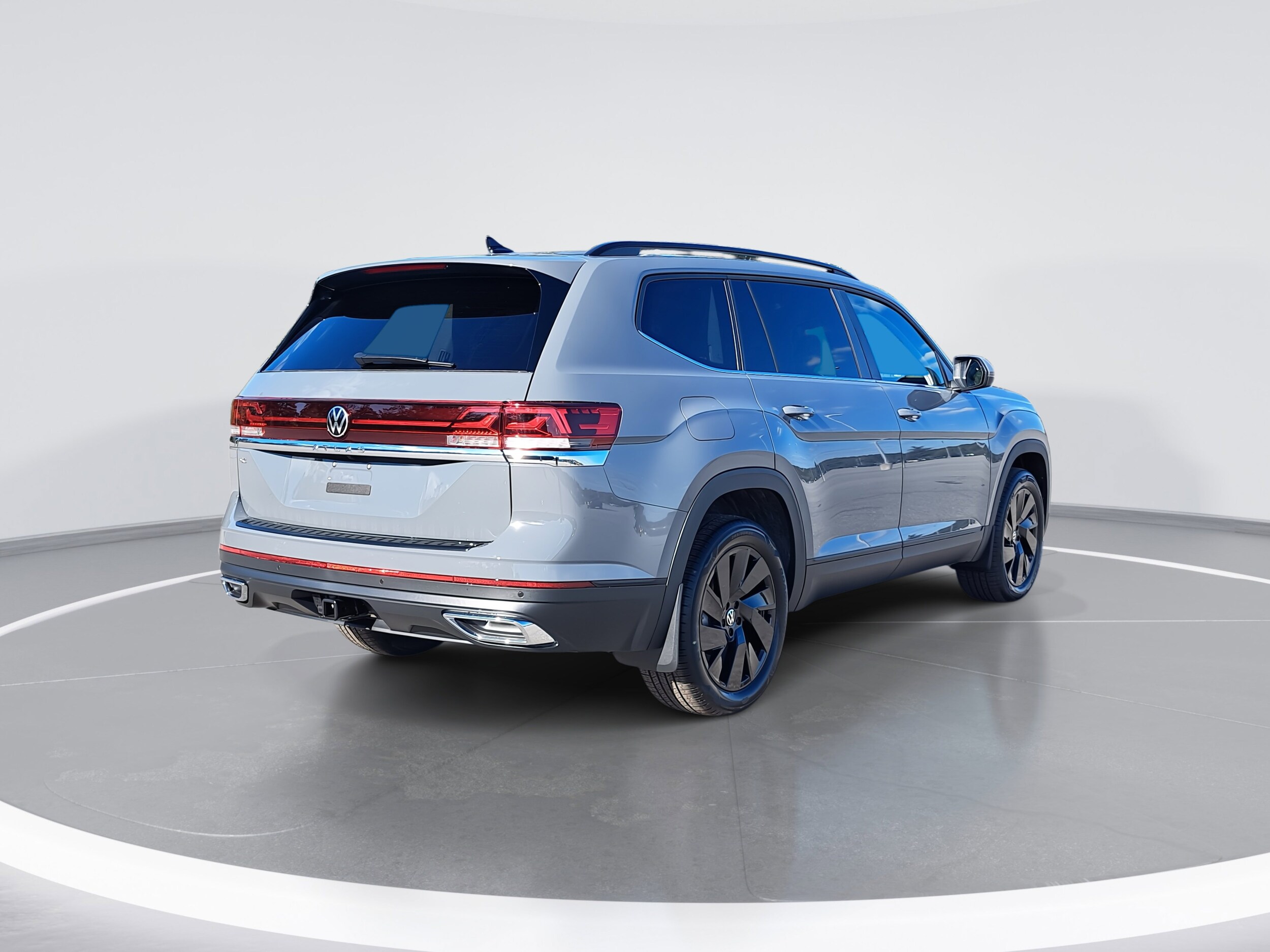 2026 Volkswagen Atlas SE Technology photo 2