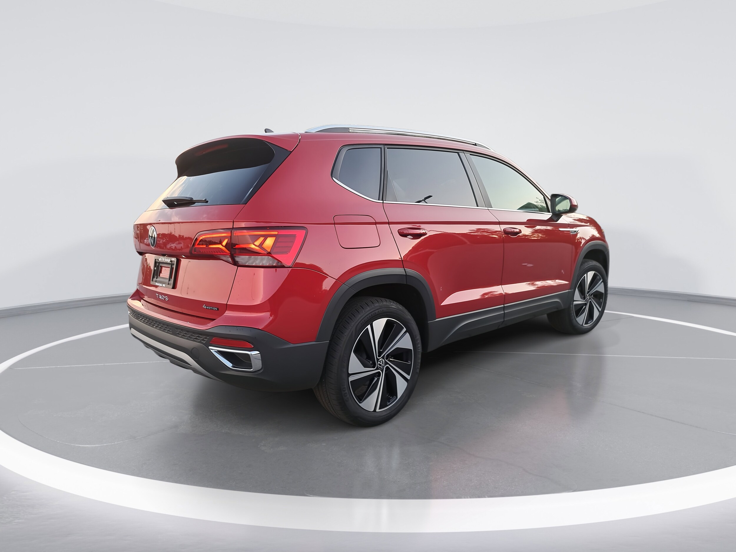 2024 Volkswagen Taos SE photo 2