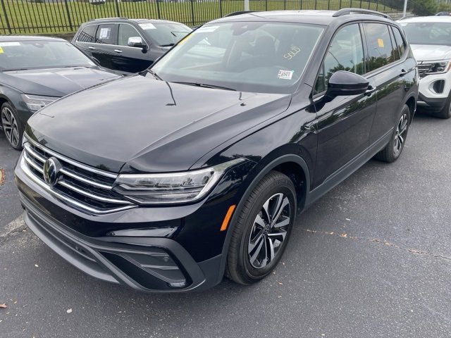 2024 Volkswagen Tiguan S photo 2