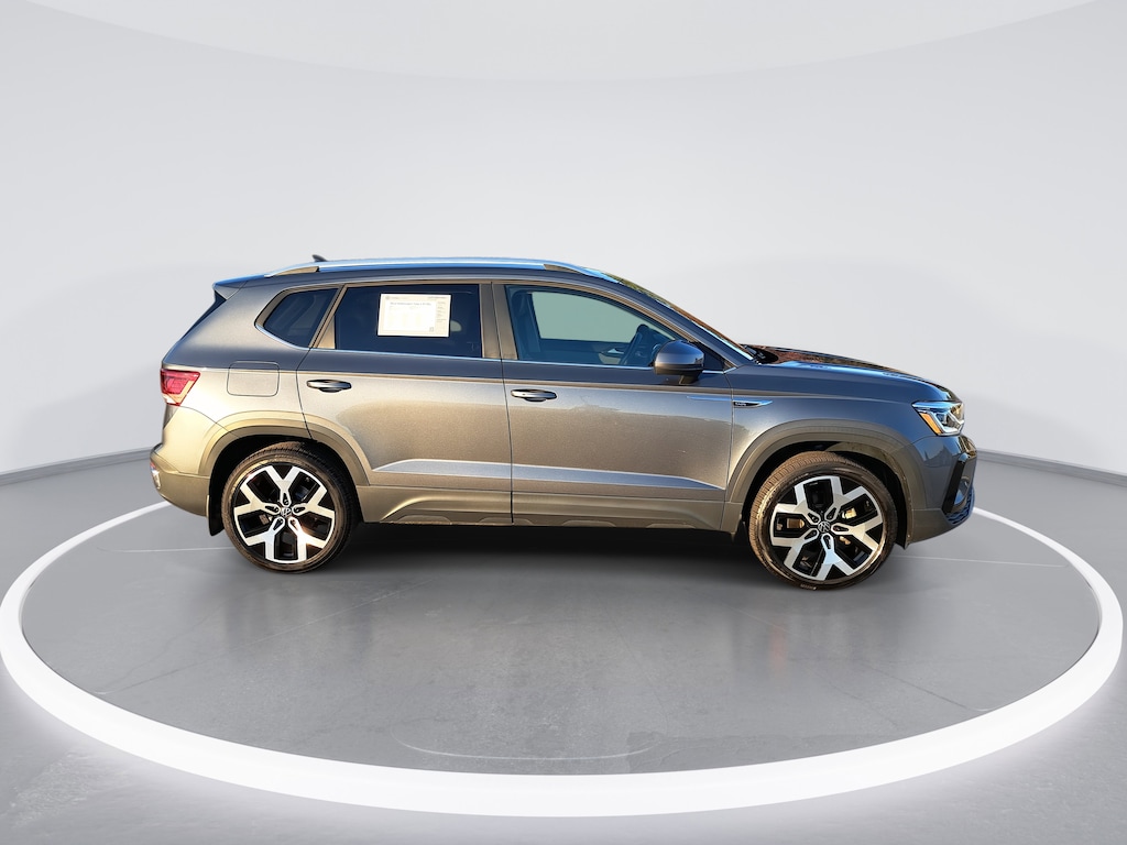 Certified 2022 Volkswagen Taos 1.5T SEL 4MOTION SUV