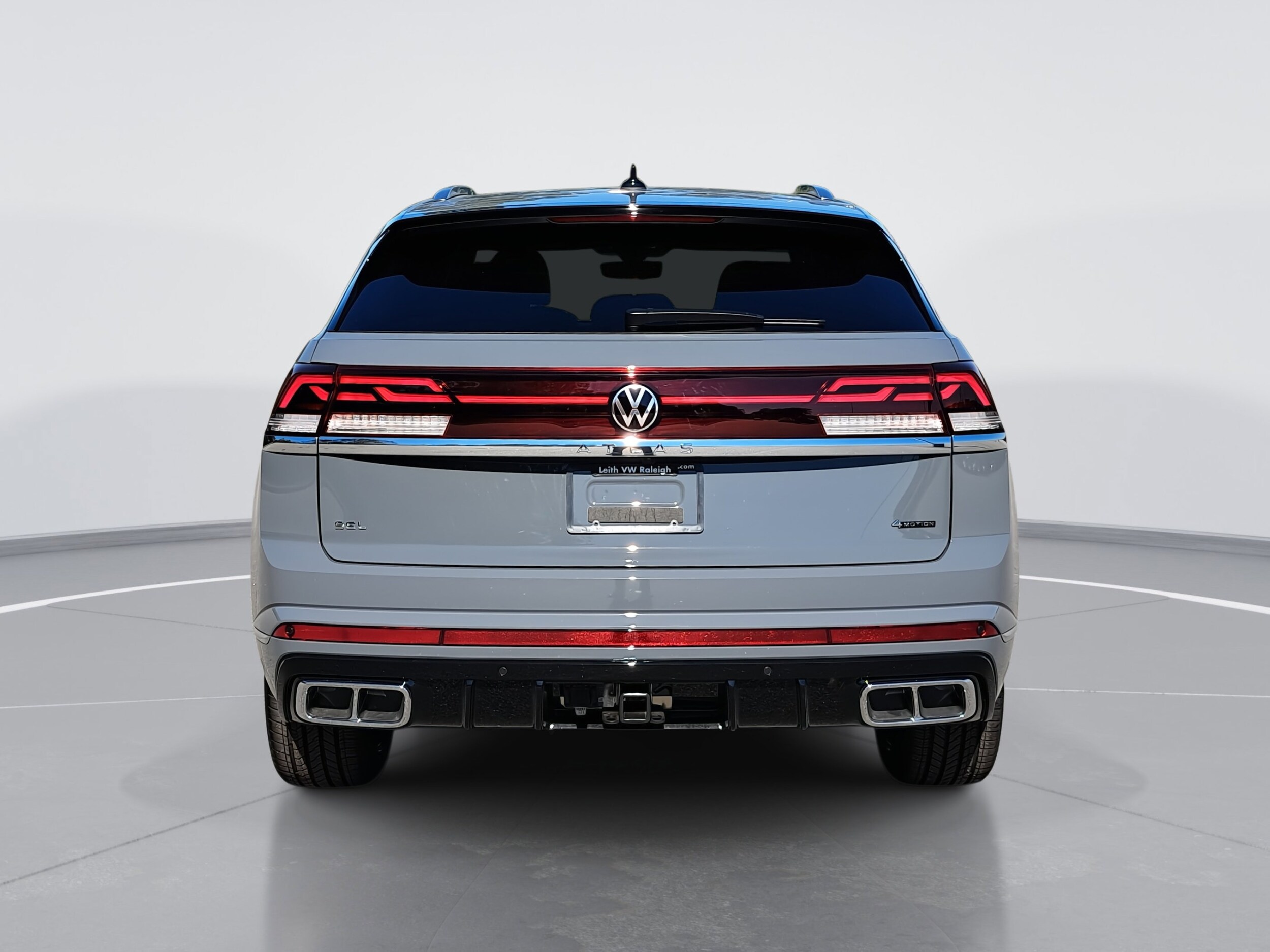 2026 Volkswagen Atlas Cross Sport SEL Premium R-Line photo 4