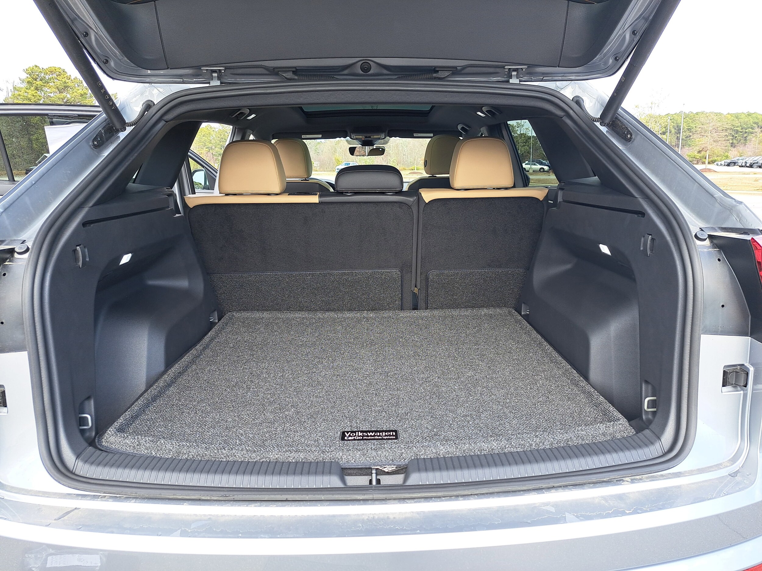 2026 Volkswagen Atlas Cross Sport SE w/Tech - Photo 12