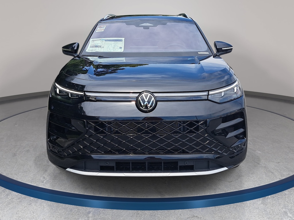 New 2026 Volkswagen Tiguan SEL R-Line Turbo SUV