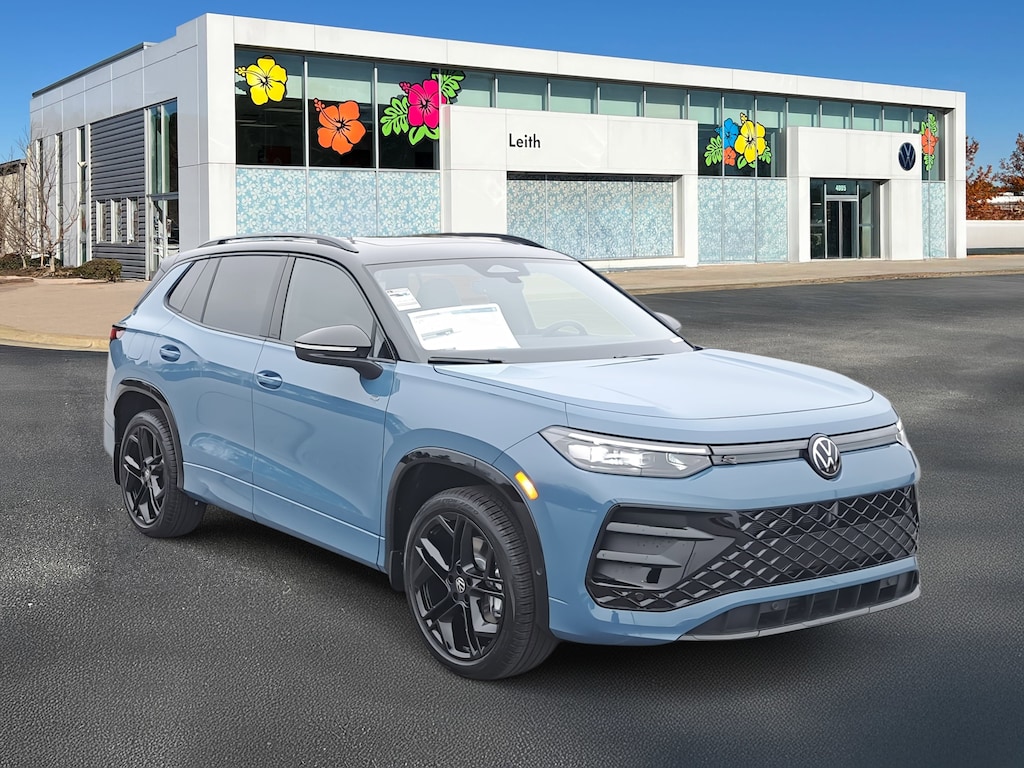 New 2026 Volkswagen Tiguan 2.0T SE R-Line Black SUV