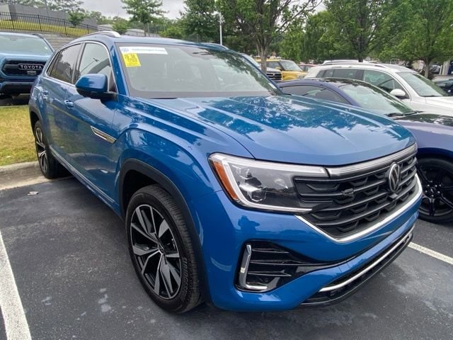 2025 Volkswagen Atlas Cross Sport 2.0T SEL Premium R-Line 4MOTION's photo