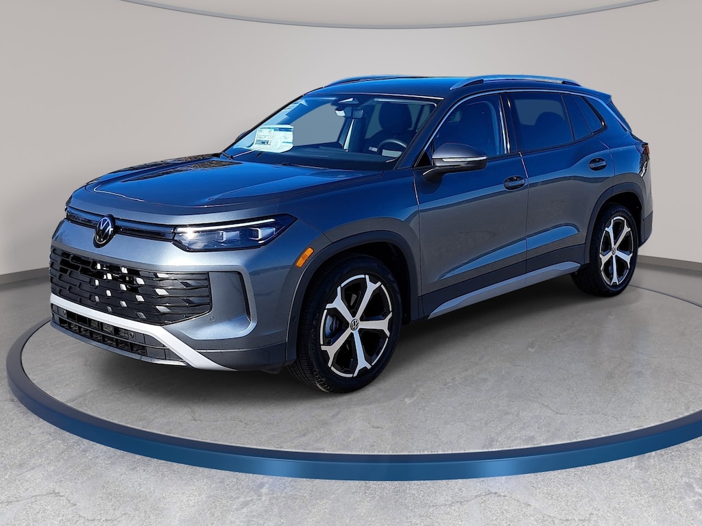 New 2026 Volkswagen Tiguan 2.0T SE SUV