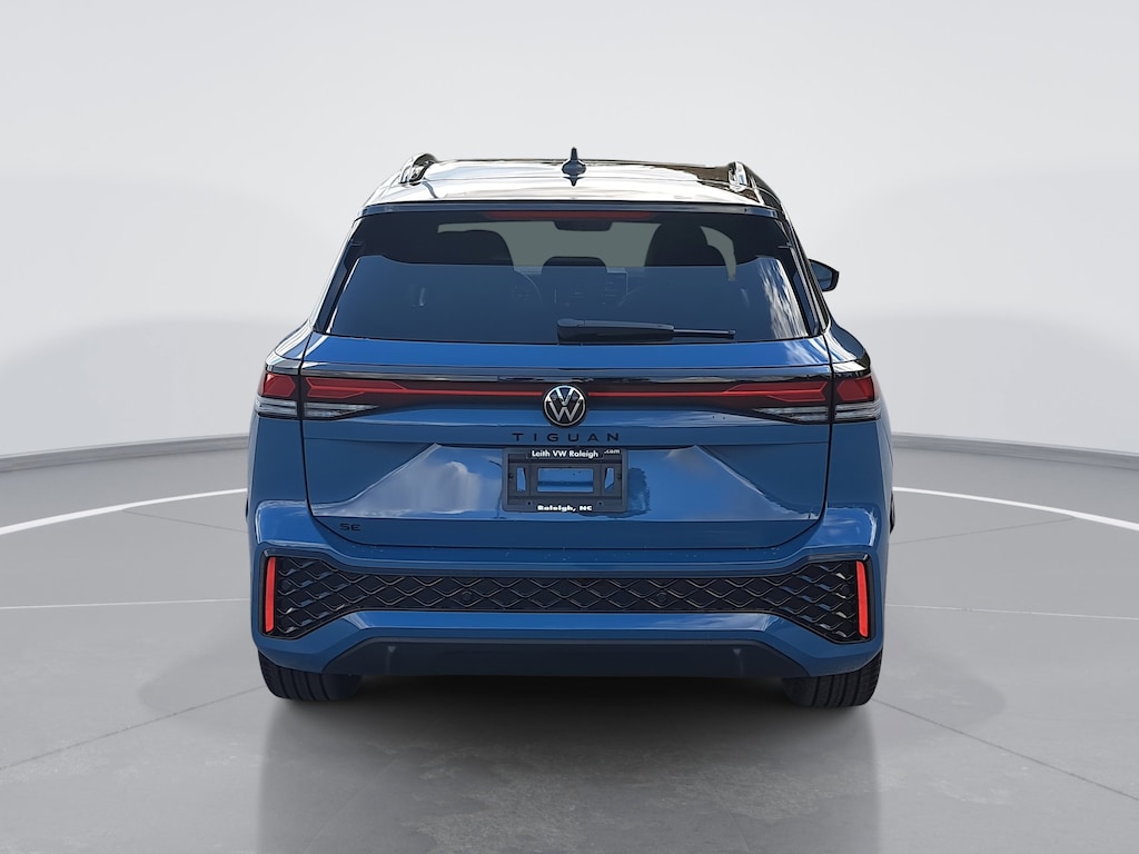 New 2026 Volkswagen Tiguan 2.0T SE SUV