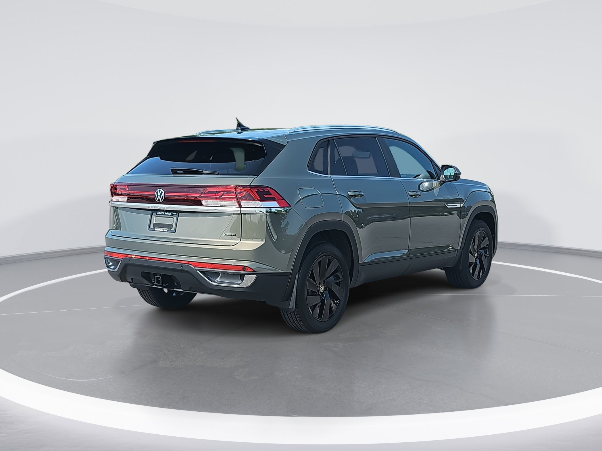2025 Volkswagen Atlas Cross Sport SE Technology photo 3