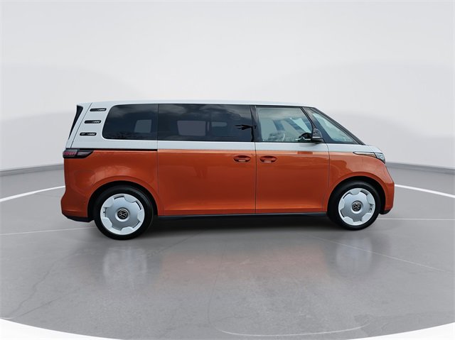 2025 Volkswagen ID. Buzz photo 2