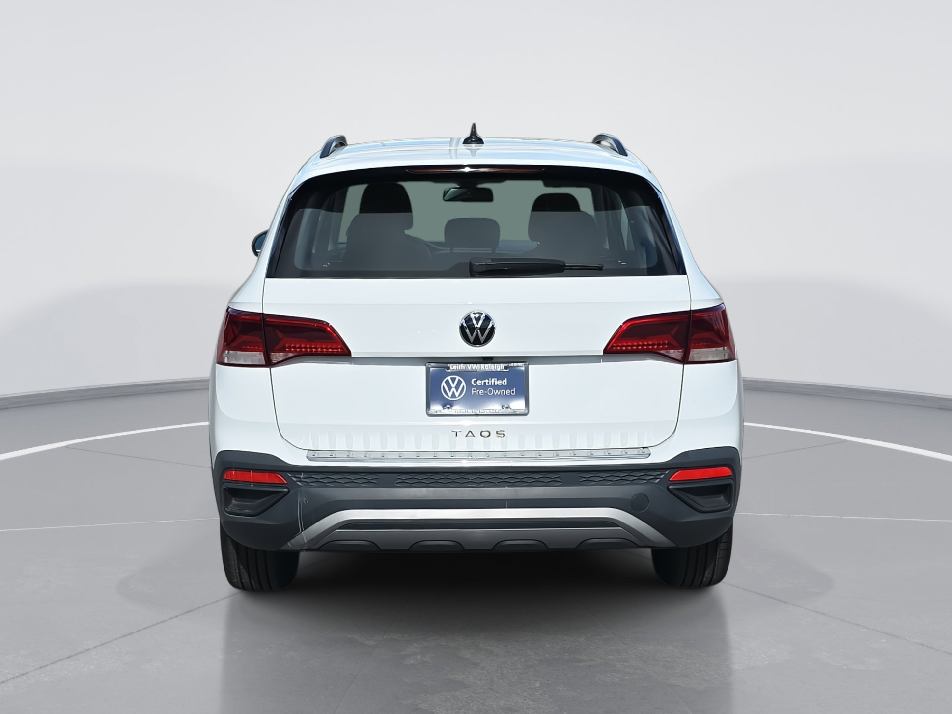 2022 Volkswagen Taos S photo 3