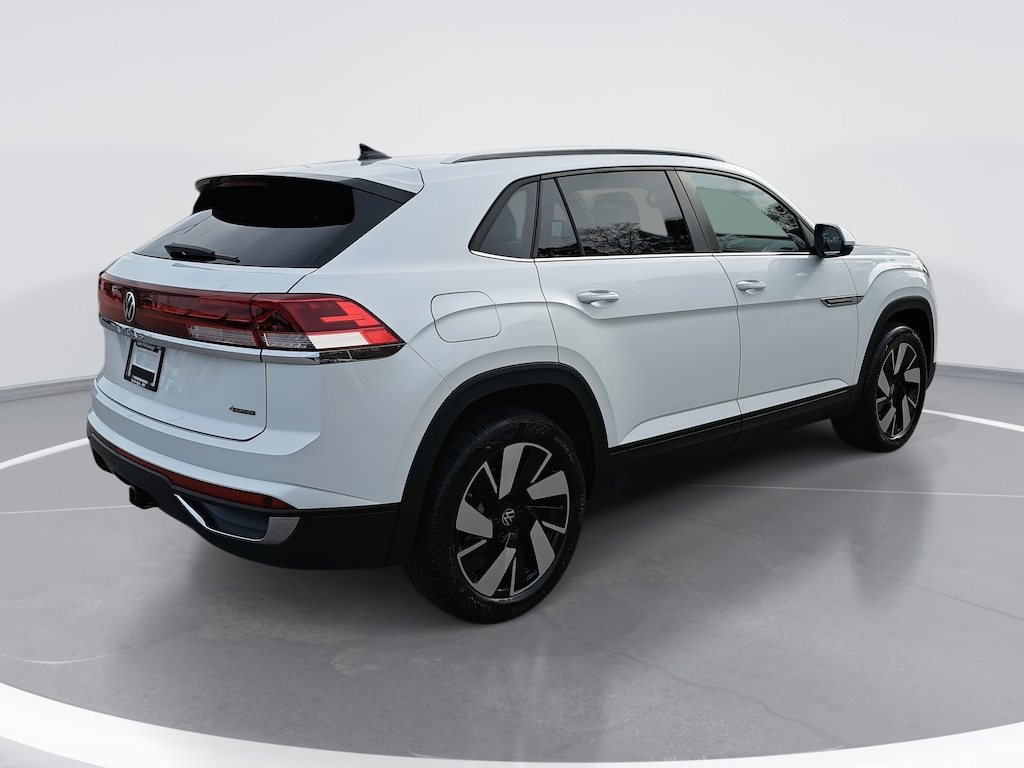 New 2026 Volkswagen Atlas Cross Sport 2.0T SE w/Technology SUV