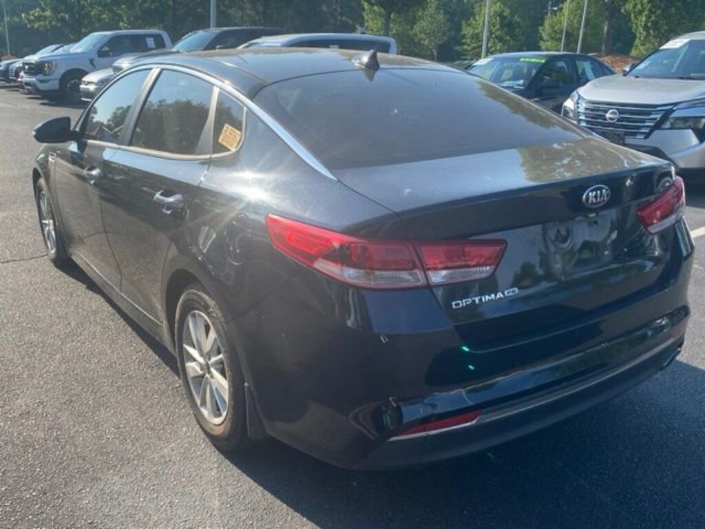Used 2017 Kia Optima LX Sedan