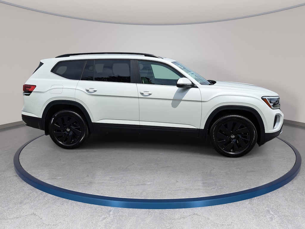 New 2026 Volkswagen Atlas SE w/Technology SUV