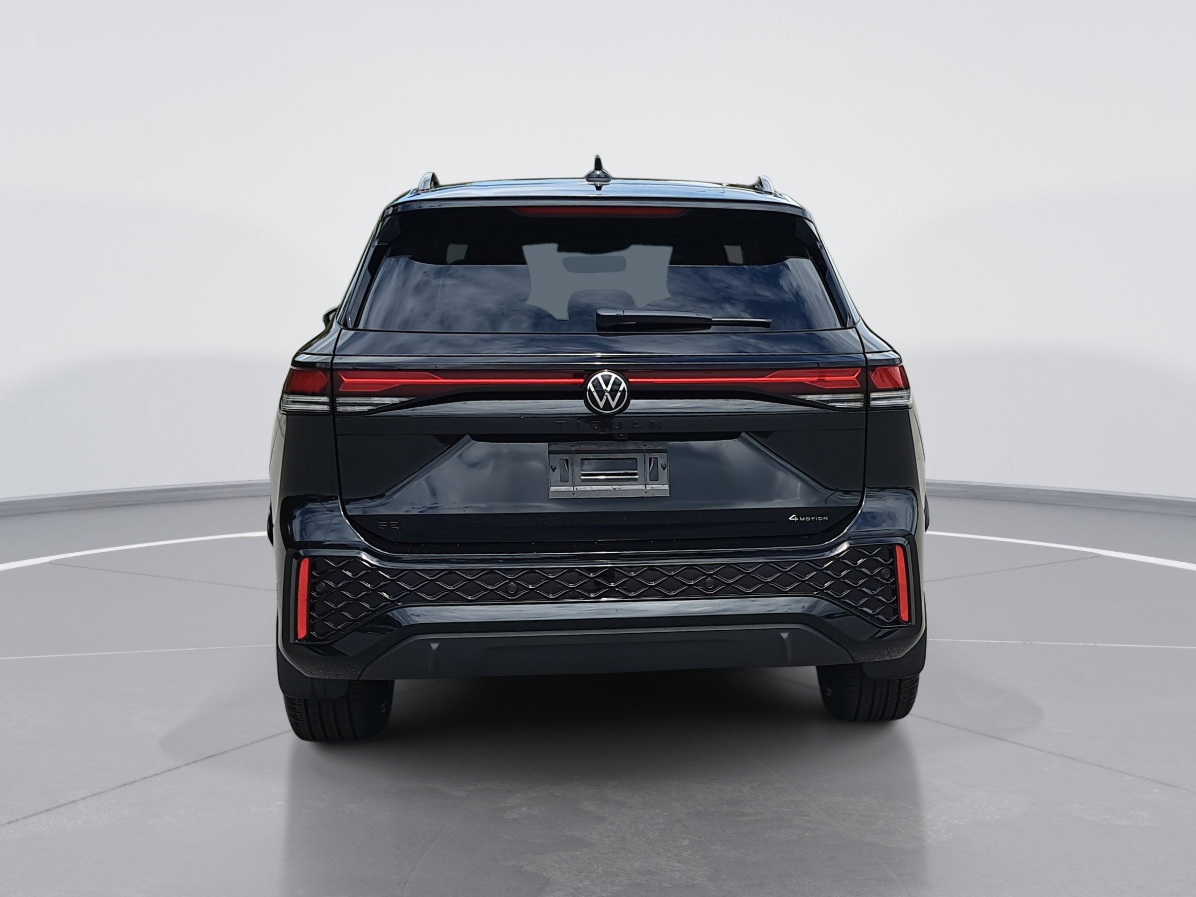 2025 Volkswagen Tiguan SE R-Line Black photo 4