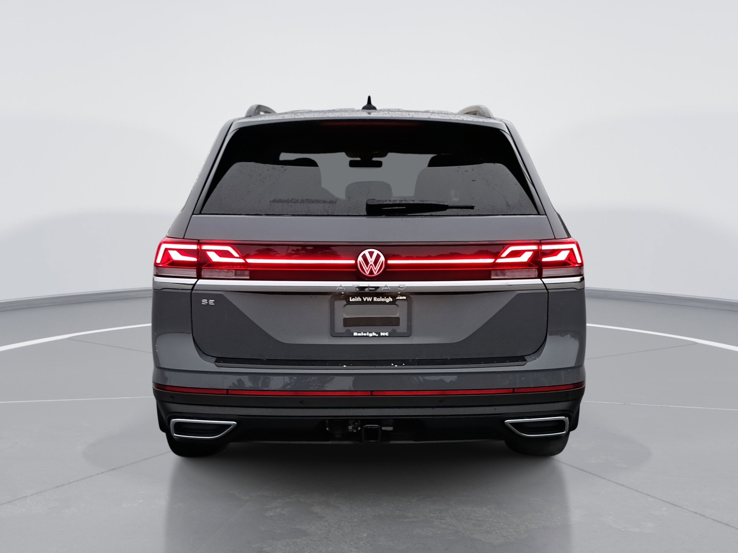 2026 Volkswagen Atlas SE Technology photo 3