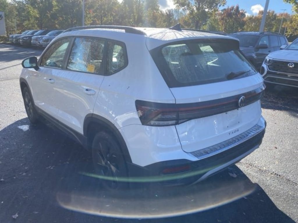 Used 2025 Volkswagen Taos 1.5T S SUV