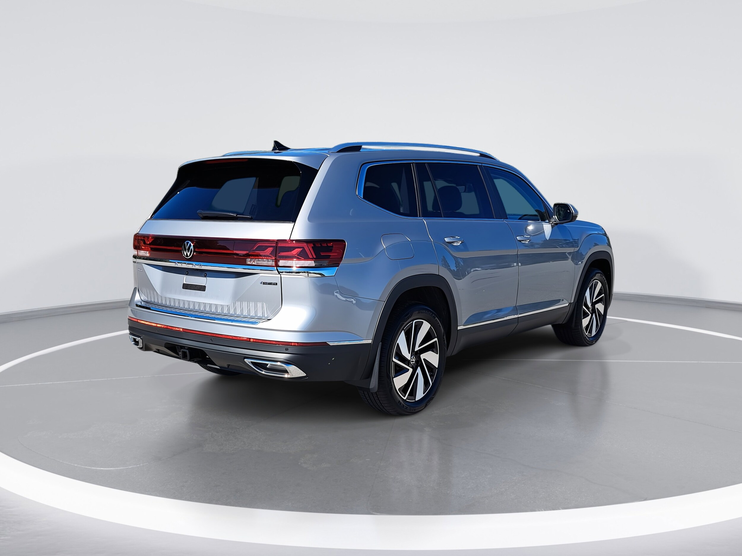 2026 Volkswagen Atlas SEL photo 3