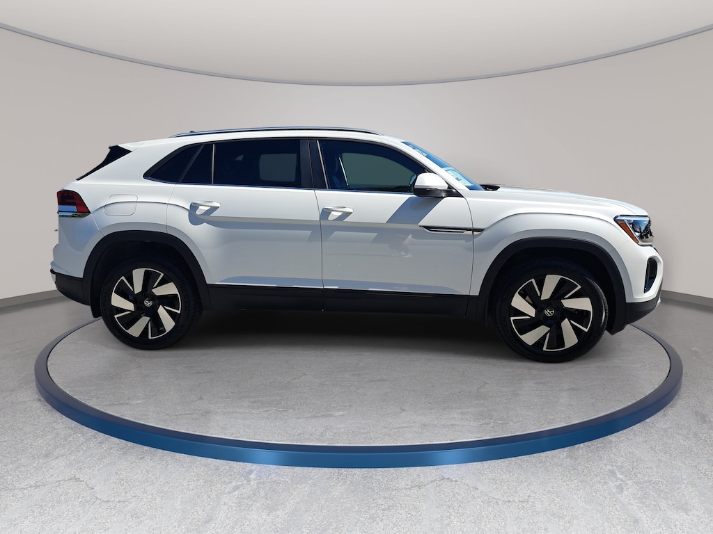 New 2026 Volkswagen Atlas Cross Sport SE w/Technology SUV