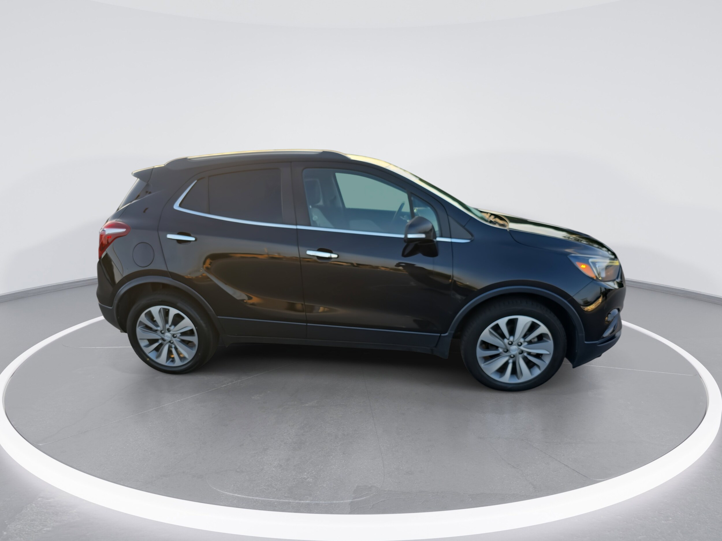 2019 Buick Encore Preferred photo 2