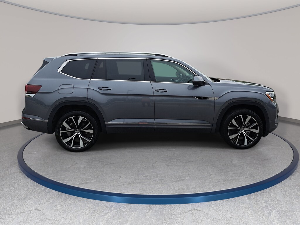 Used 2024 Volkswagen Atlas 2.0T SEL Premium R-Line SUV