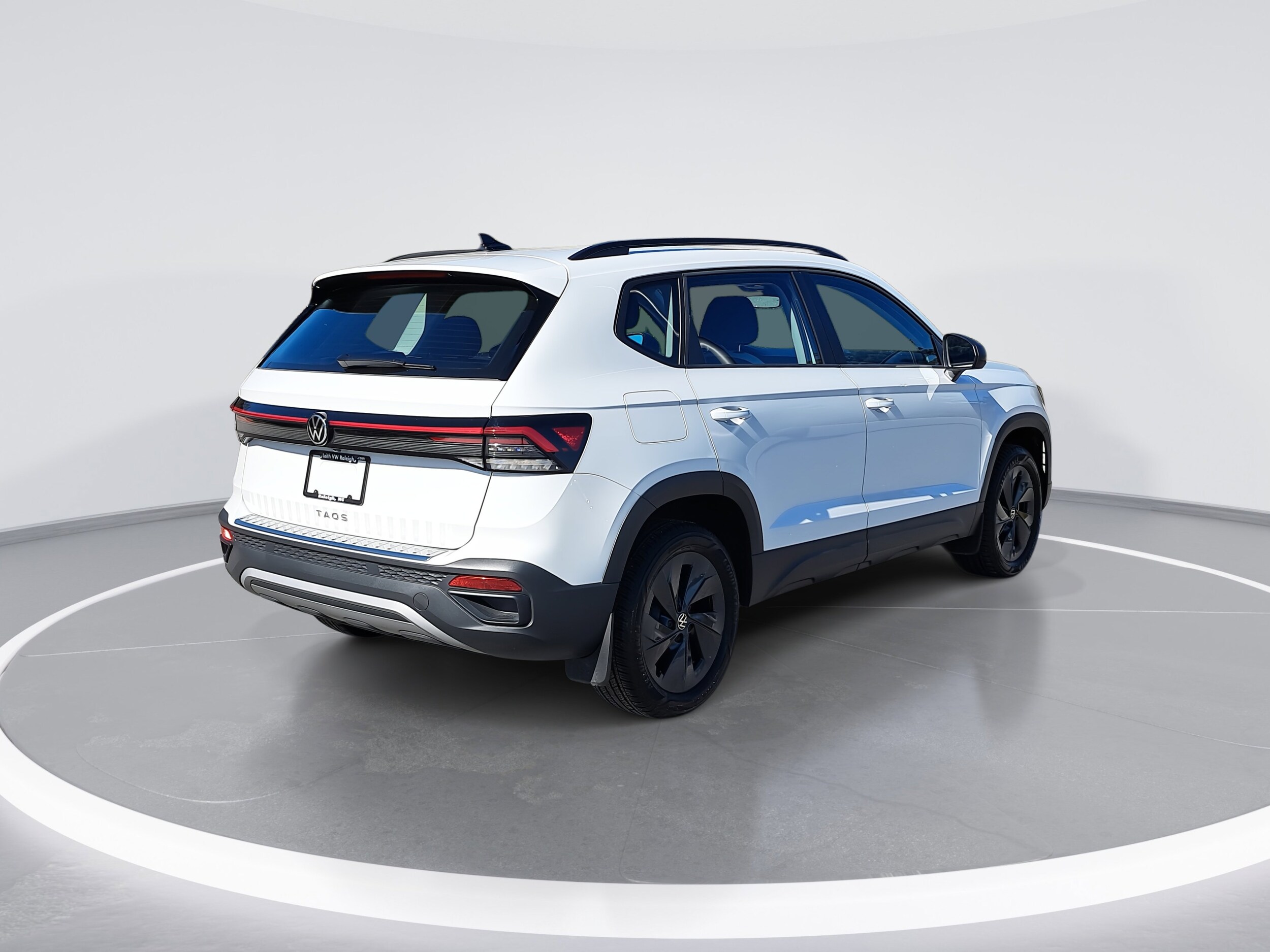 2025 Volkswagen Taos S photo 3