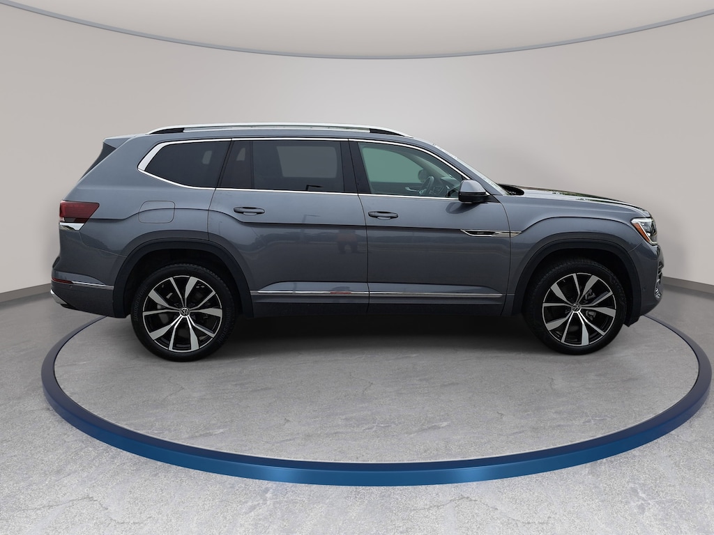 Used 2024 Volkswagen Atlas 2.0T SEL Premium R-Line SUV