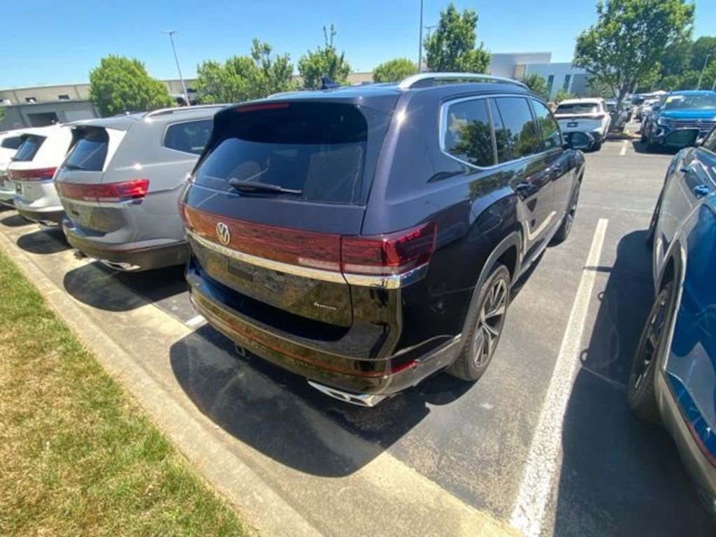 Used 2026 Volkswagen Atlas 2.0T SEL Premium R-Line SUV