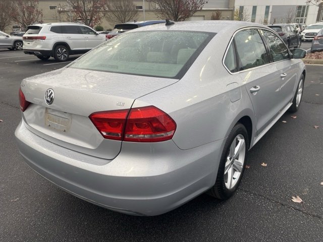 2013 Volkswagen Passat SE photo 4