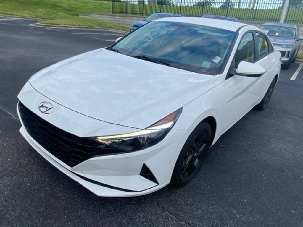 Used 2023 Hyundai Elantra HEV Blue Sedan